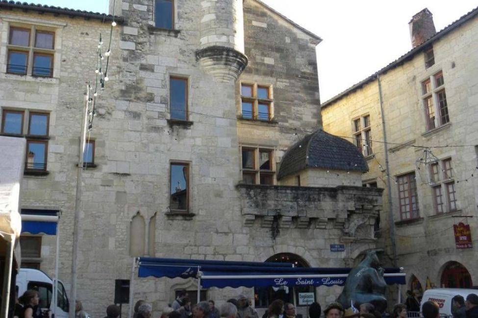 Périgueux Appartement De Charme Dans Immeuble Haussmannien מראה חיצוני תמונה
